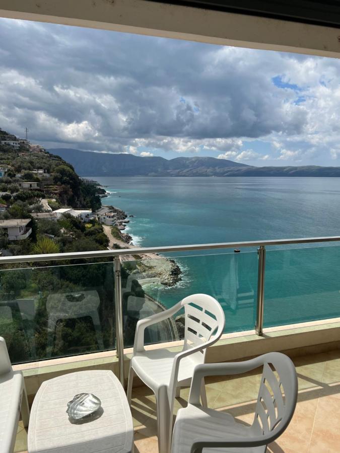 Hakunna Matata & * Vlorë