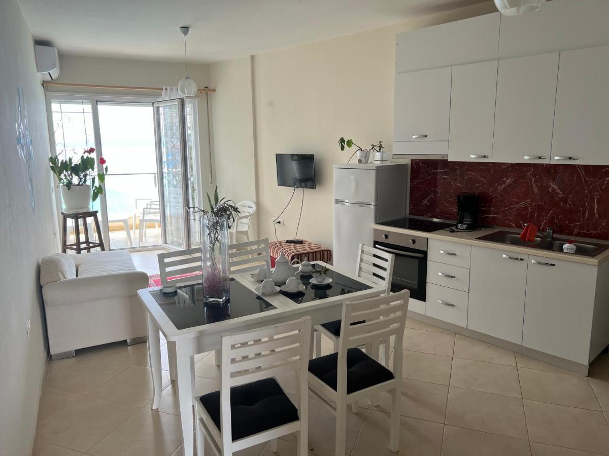Hakunna Matata & Apartment